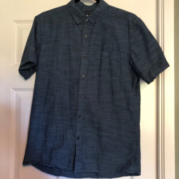 Hurley Mens One And Only Textured Classic Fit Short Sleeve Button Up Shirt - Picture 5 of 6